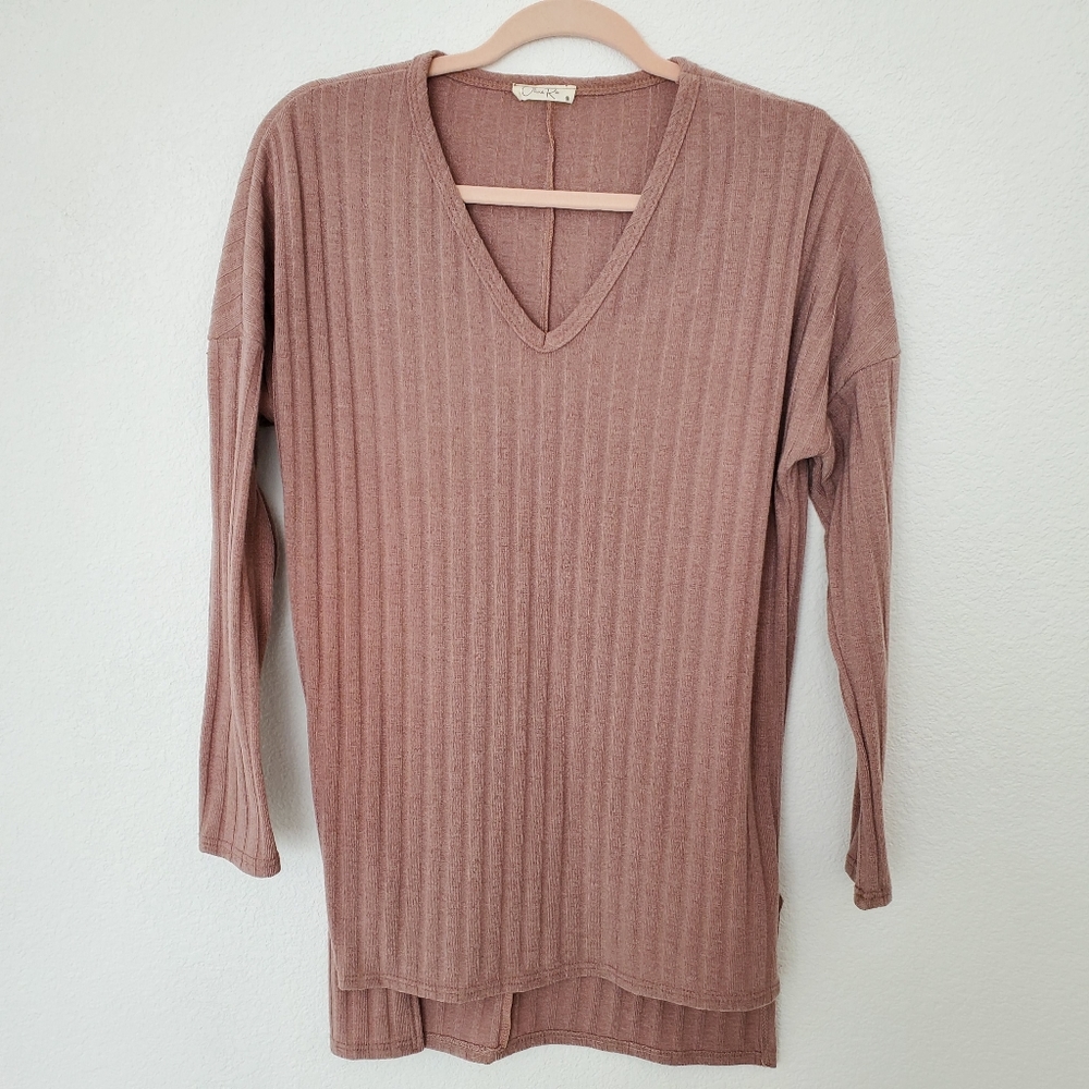 OLIVIA RAE Light Beige Tunic Blouse